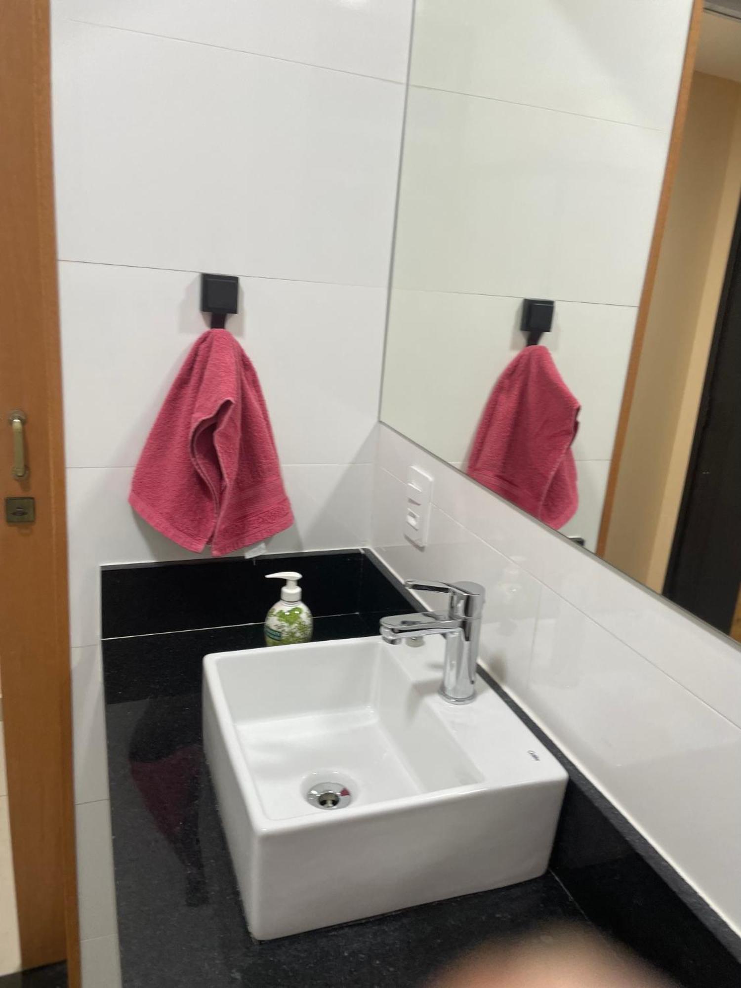Apartamento Copacabana, Vista Para O Mar E Com Garagem Ріо-де-Жанейро Екстер'єр фото