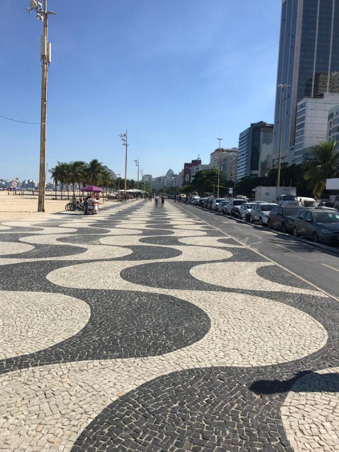Apartamento Copacabana, Vista Para O Mar E Com Garagem Ріо-де-Жанейро Екстер'єр фото